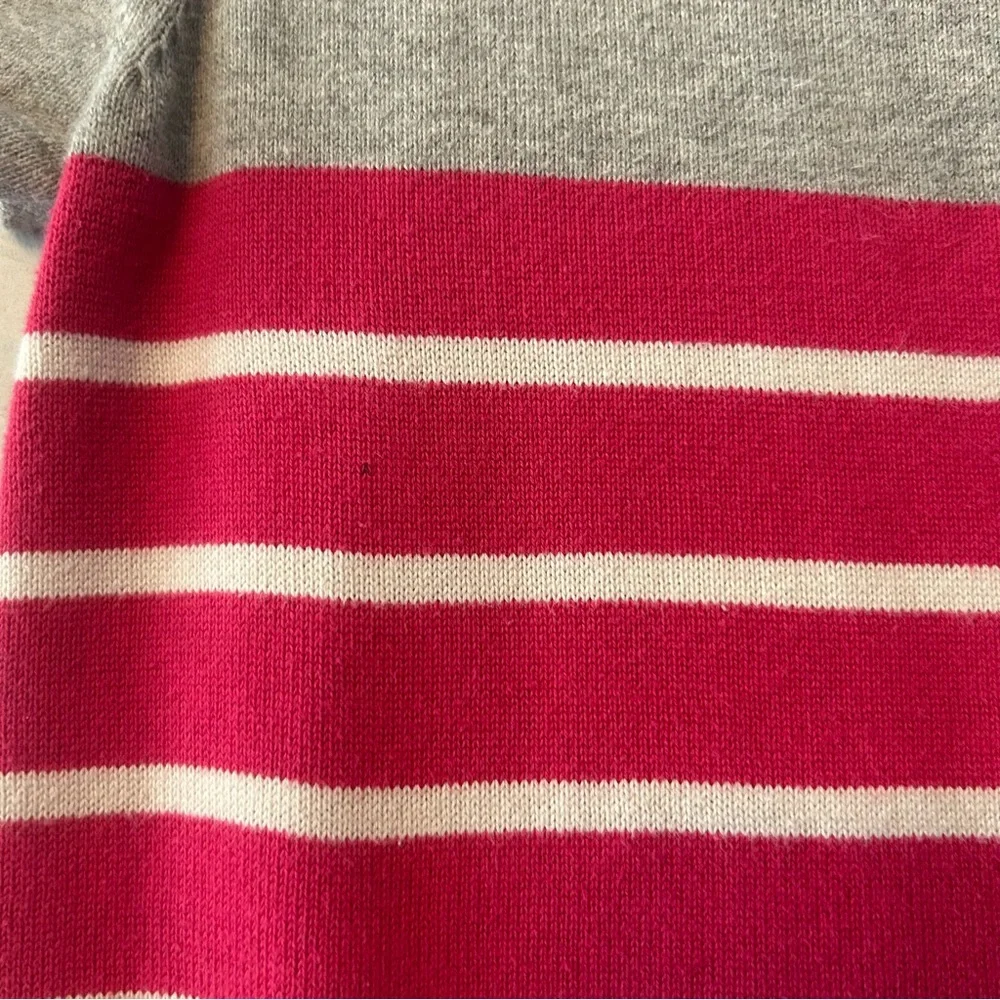 ⭐️Baby Gap light gray, pink and white striped short sleeve sweater dress 5 yr